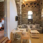 Tinos Pigeon House By Tinoshost Tzados